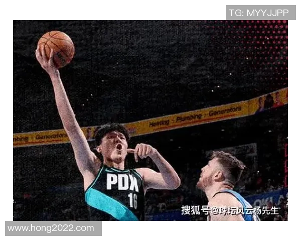 亚历山大首节强势表现6分钟7罚得10分积极进攻引领球队气势